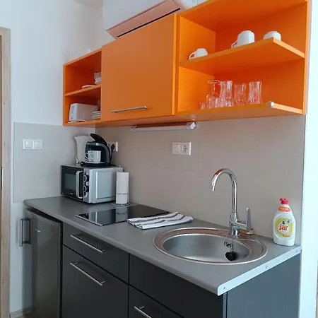 Ujhely Apartmanhaz Siofok Exterior photo