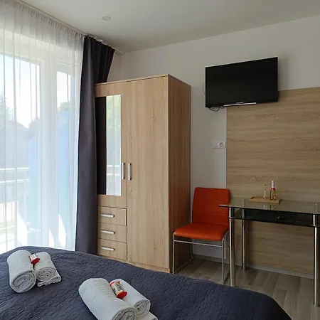 Ujhely Apartmanhaz Siofok Exterior photo