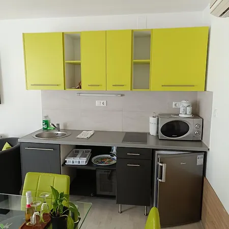 Ujhely Apartmanhaz Siofok Exterior photo