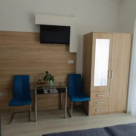 Ujhely Apartmanhaz Siofok Exterior photo