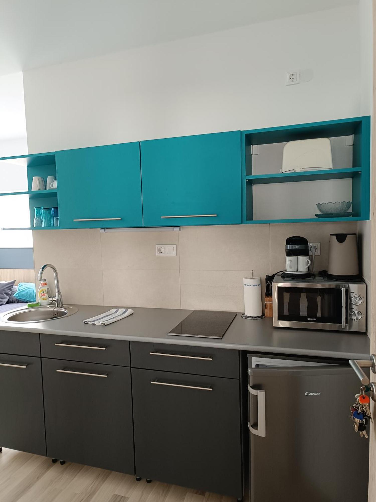 Apartment Ujhely Apartmanhaz *
