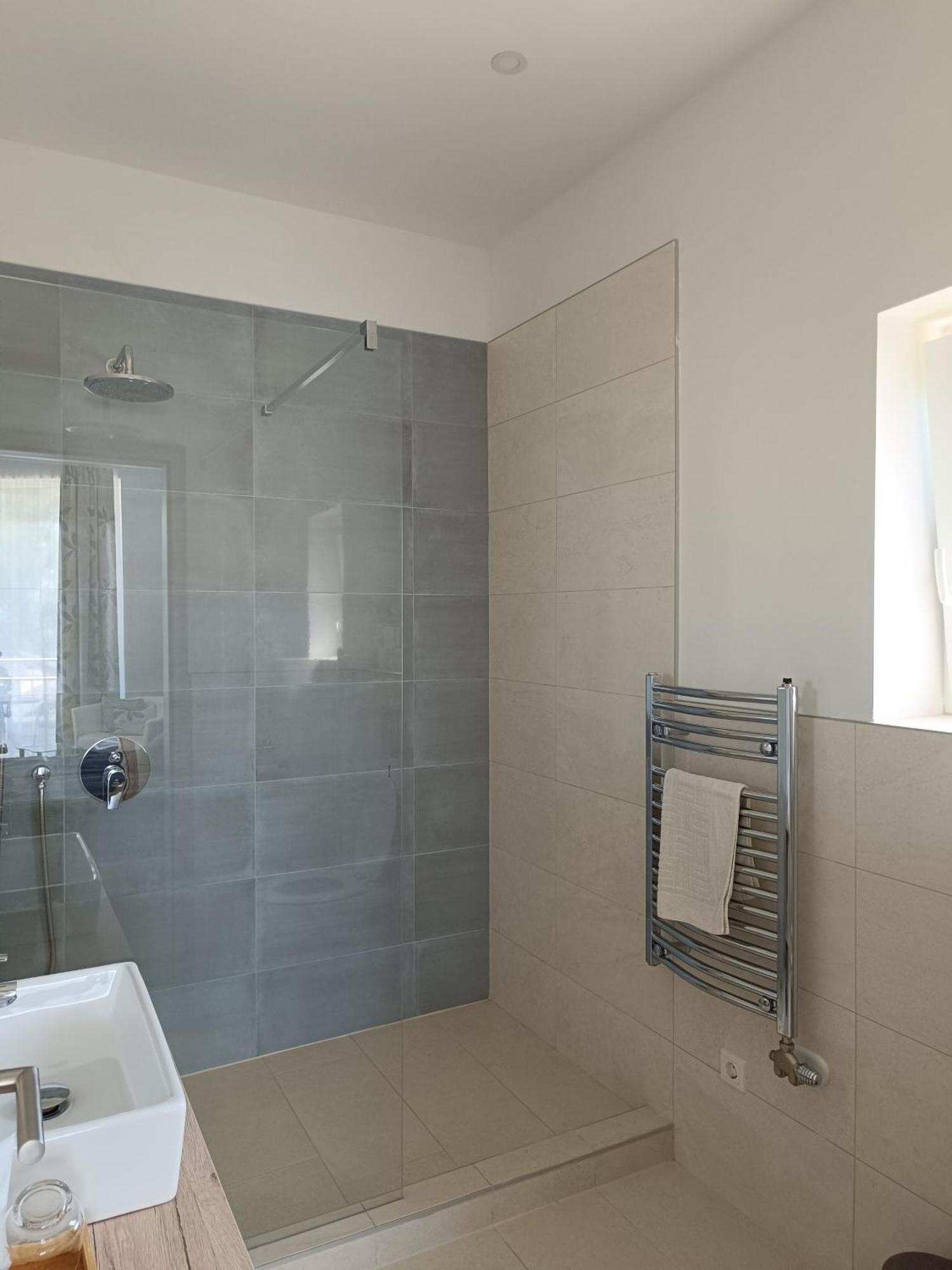Ujhely Apartmanhaz Apartment Siofok