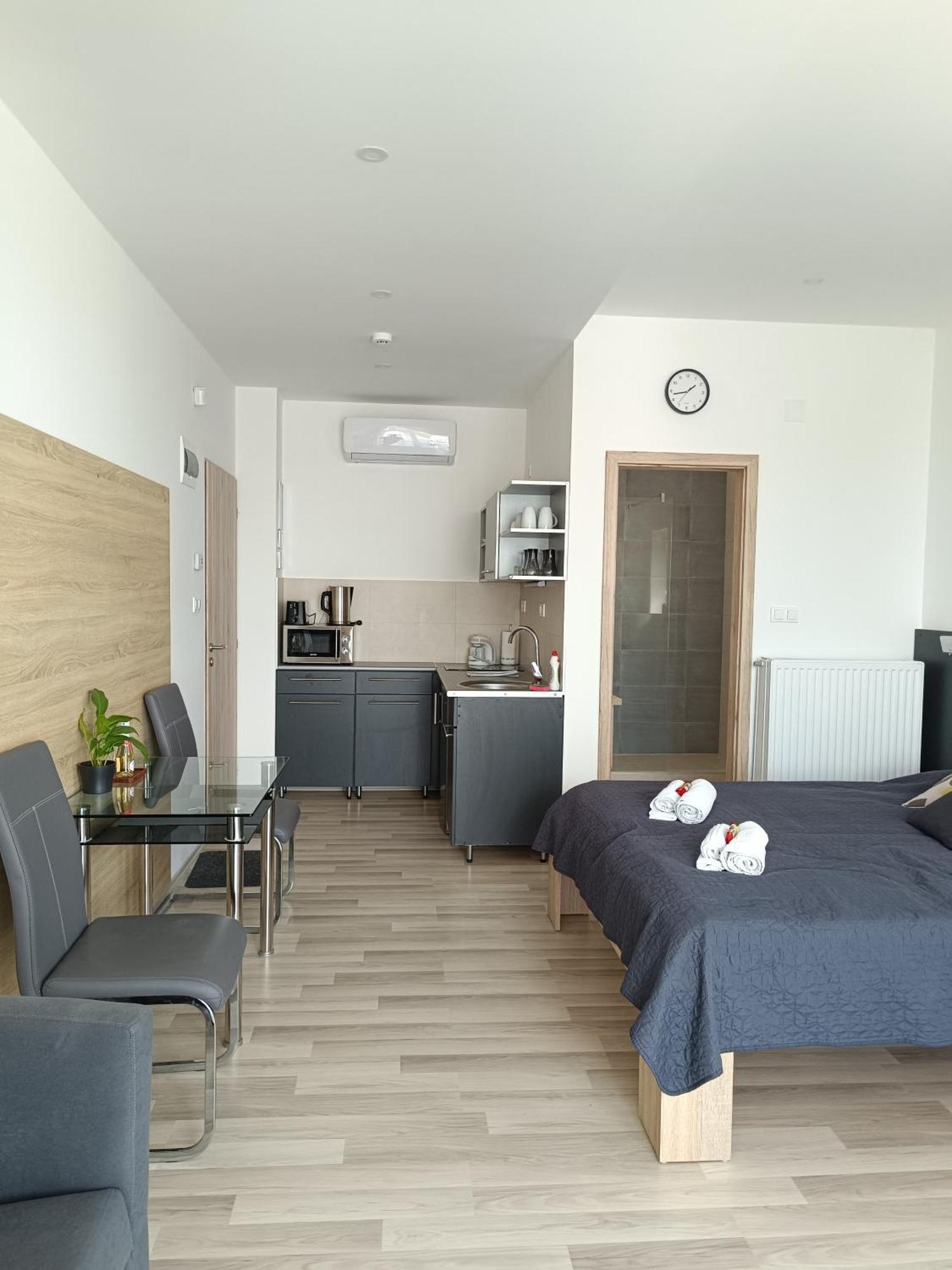 Apartment Ujhely Apartmanhaz Siofok