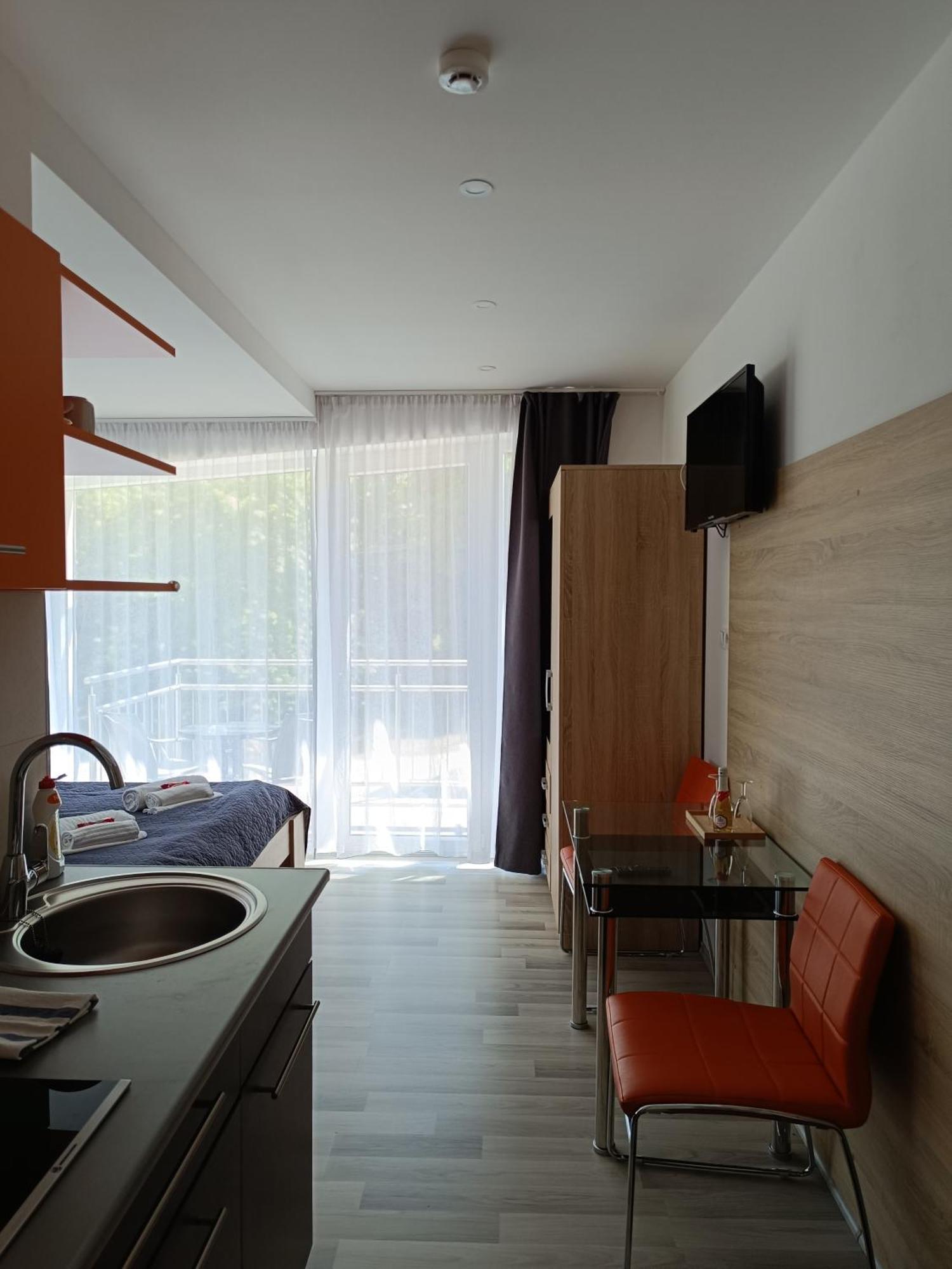 Ujhely Apartmanhaz