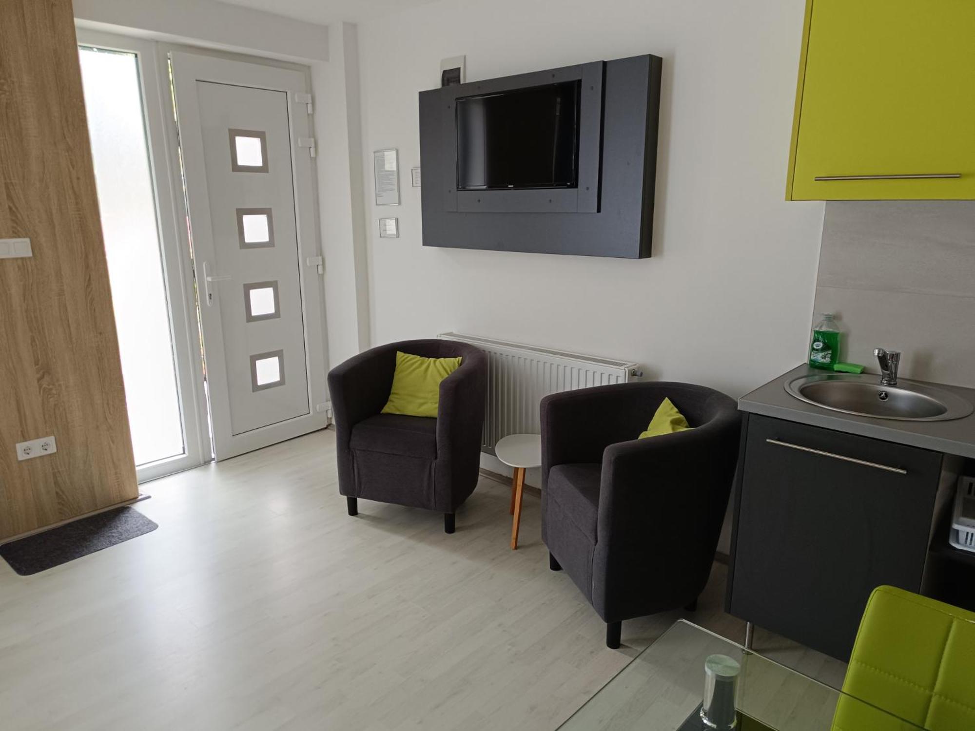 Ujhely Apartmanhaz Apartment