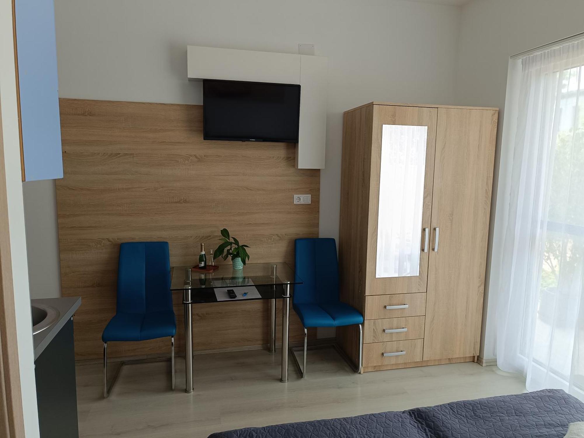 Ujhely Apartmanhaz *