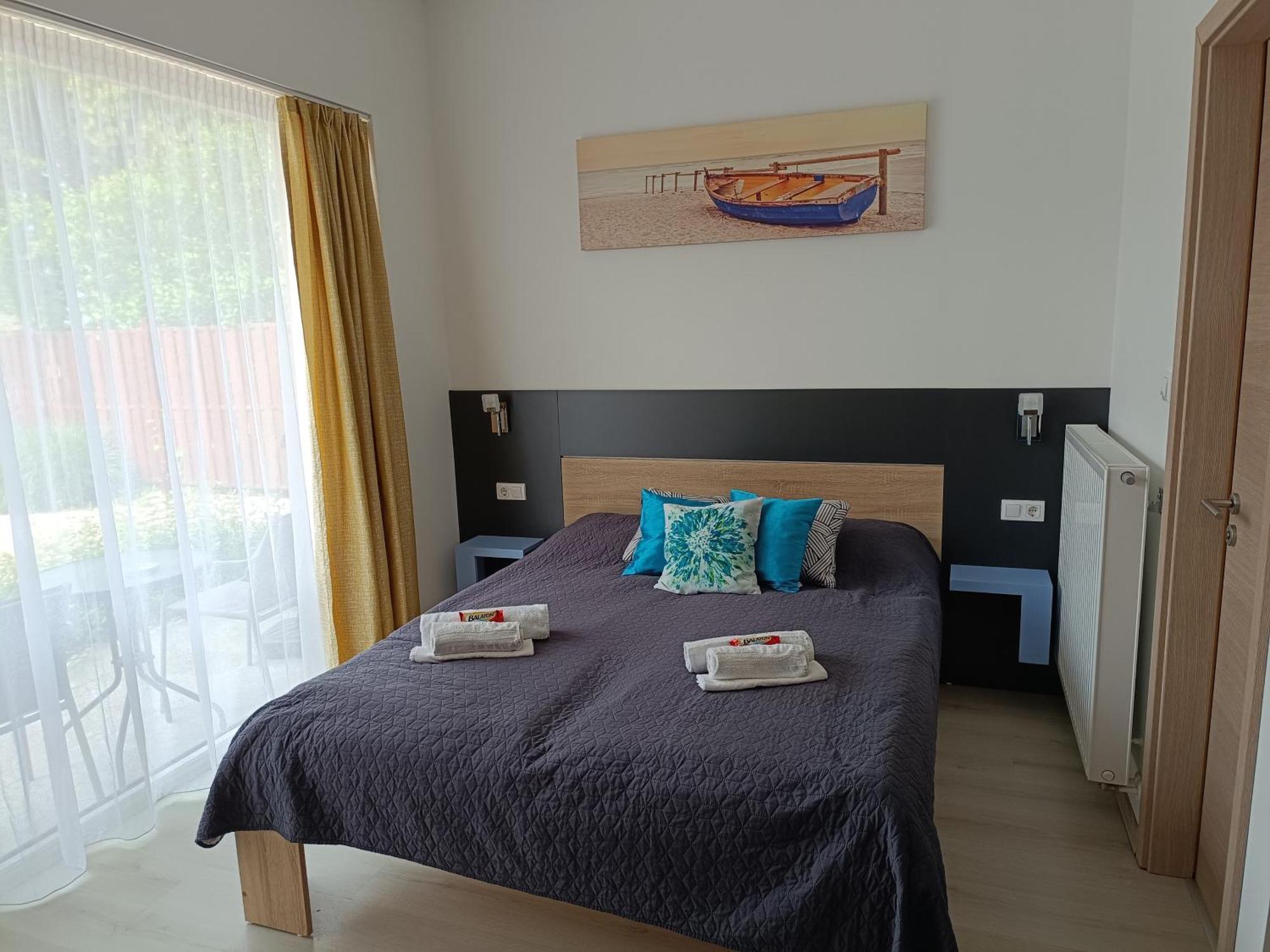Apartment Ujhely Apartmanhaz