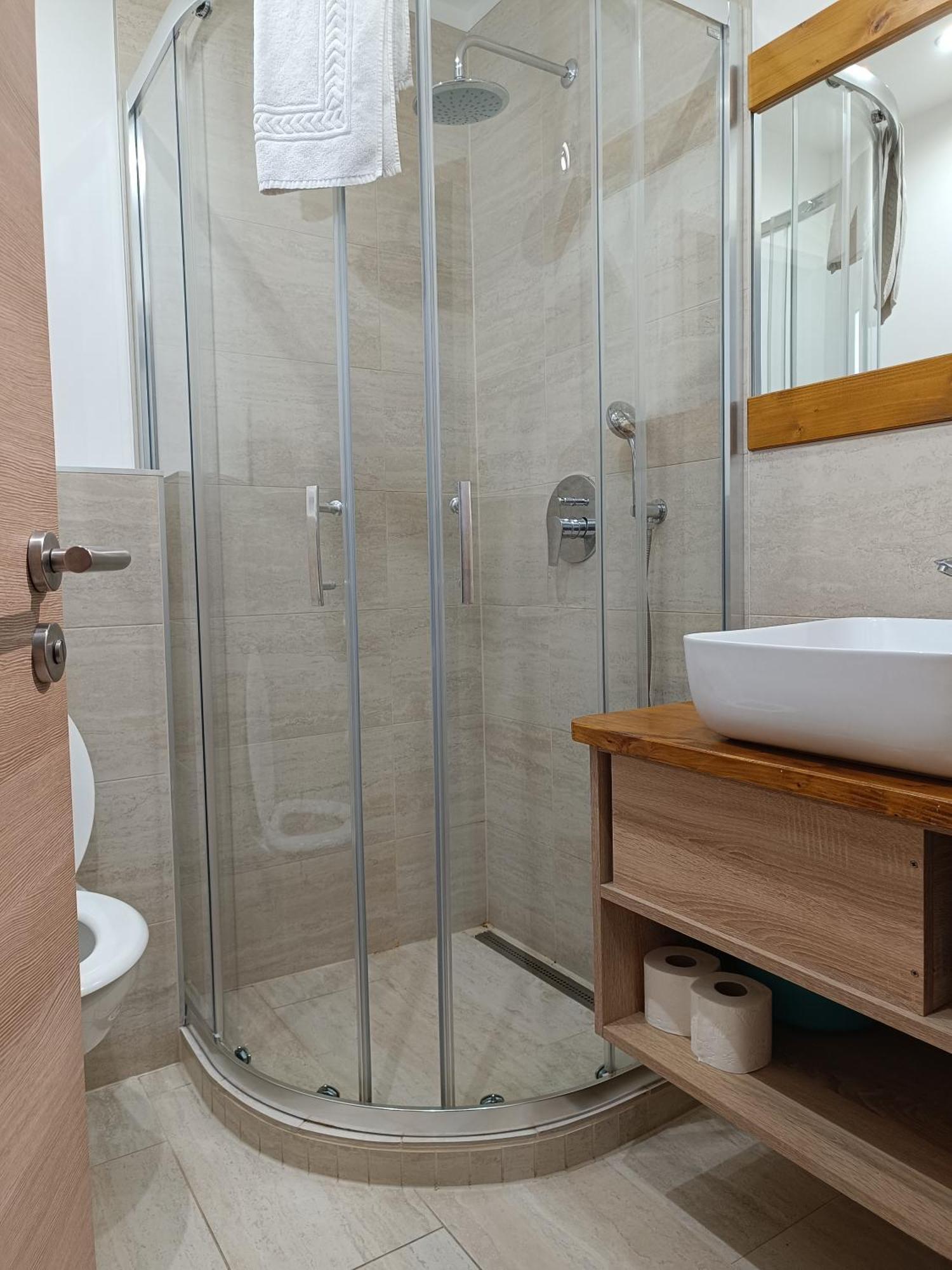 Apartament Ujhely Apartmanhaz Siófok